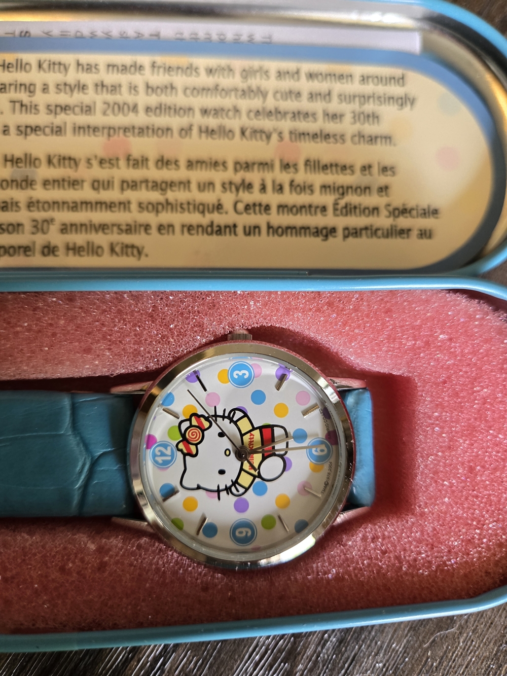 Hello Kitty Blue Watch - Picture 2 of 4
